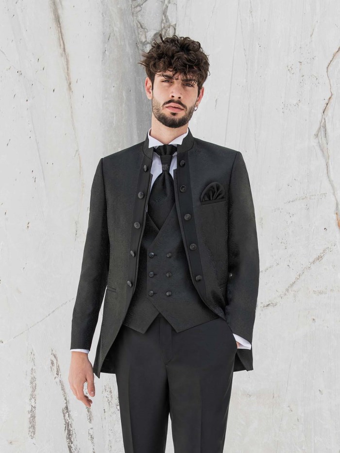 Groom dresses - 20M17